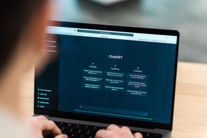 Chatbot AI Bisa Lebih Empatik dari Kamu, Serius?